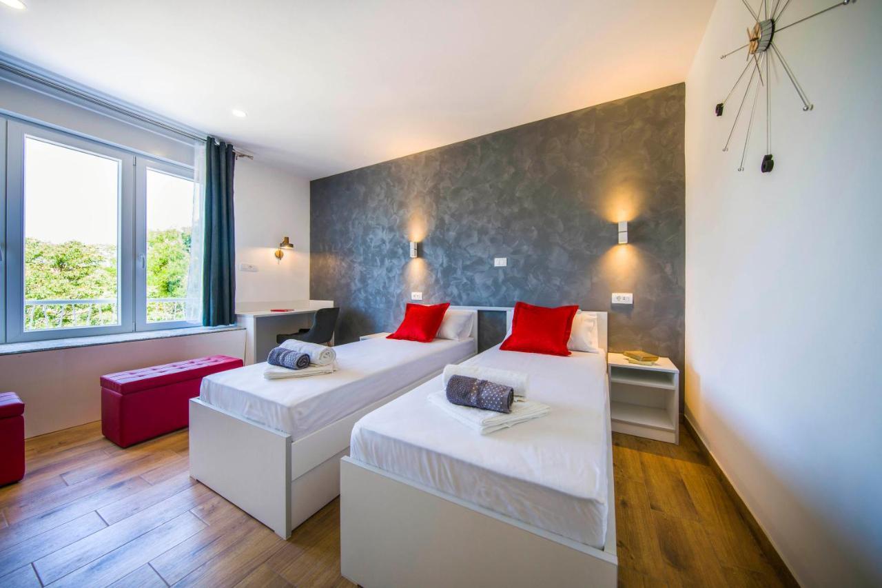 Split Central Luxury Studios ภายนอก รูปภาพ