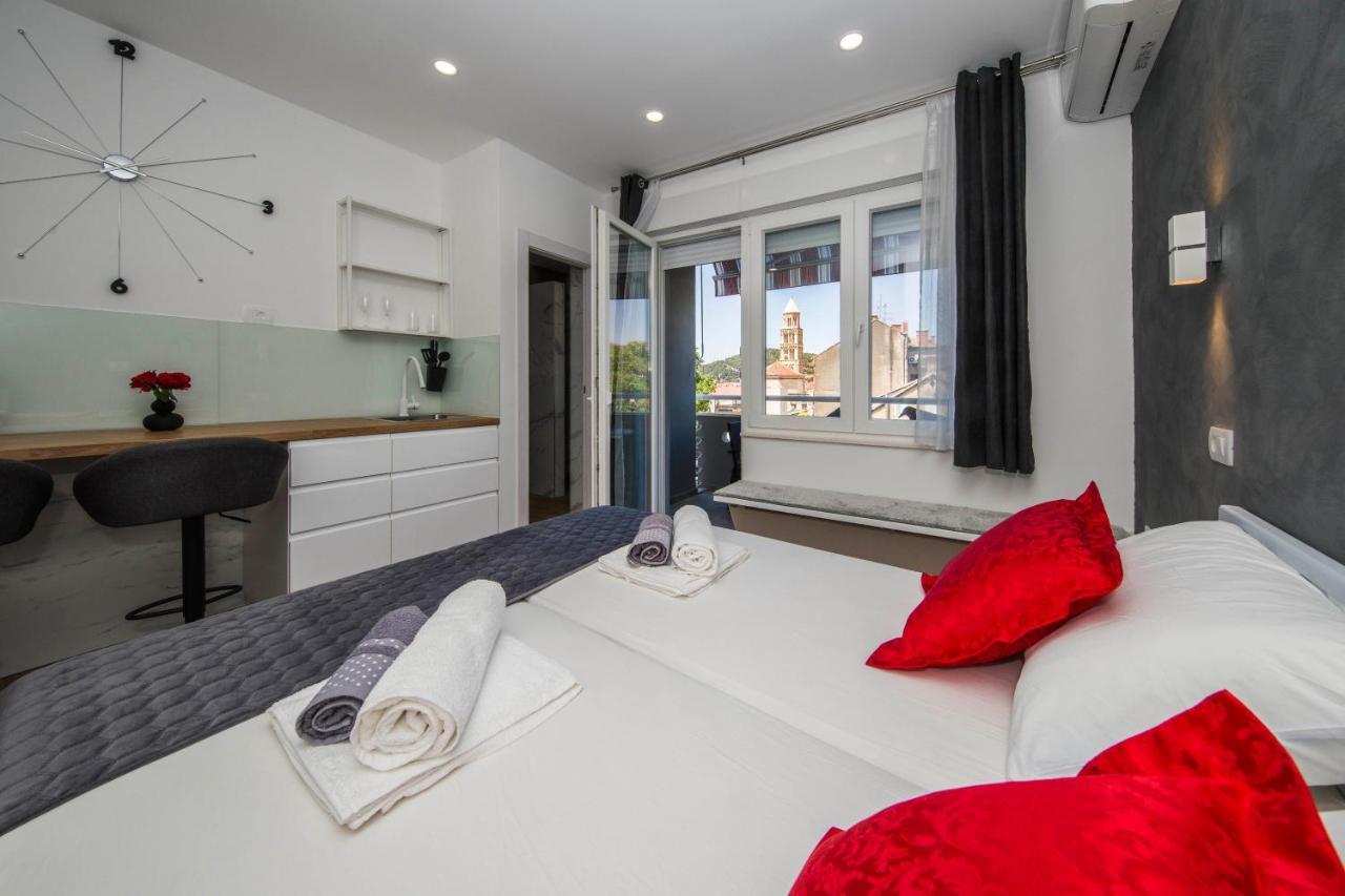 Split Central Luxury Studios ภายนอก รูปภาพ